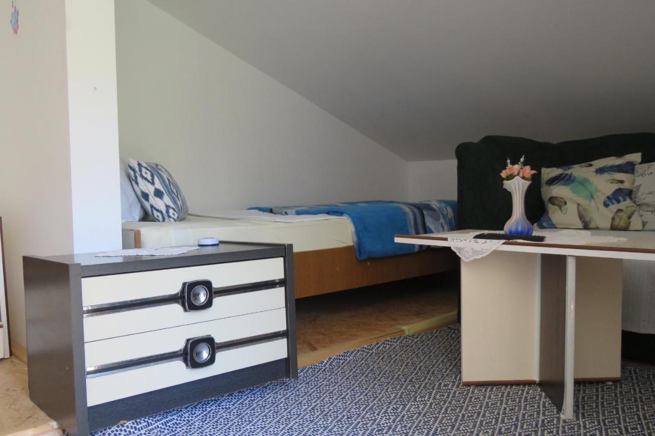 Apartmani Kate 特罗吉尔 外观 照片