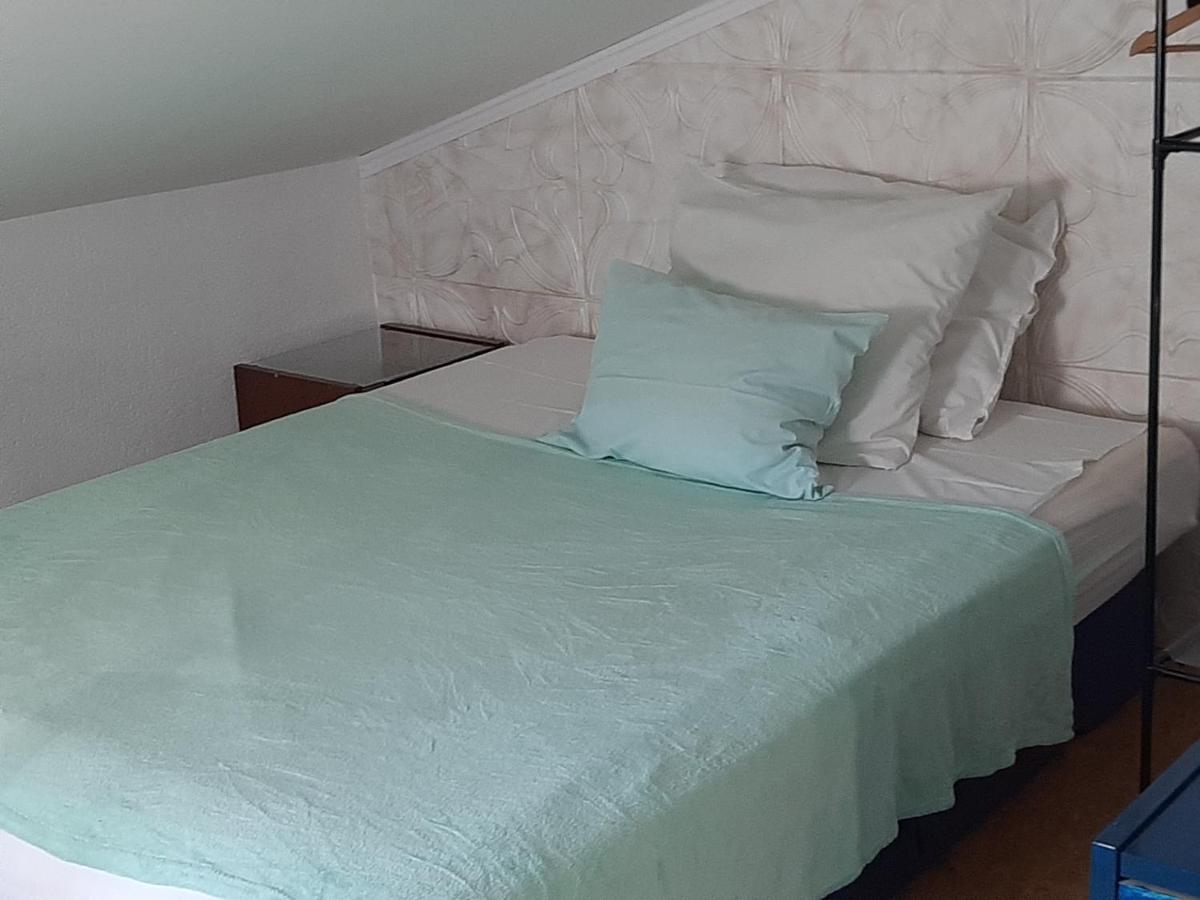 Apartmani Kate 特罗吉尔 外观 照片